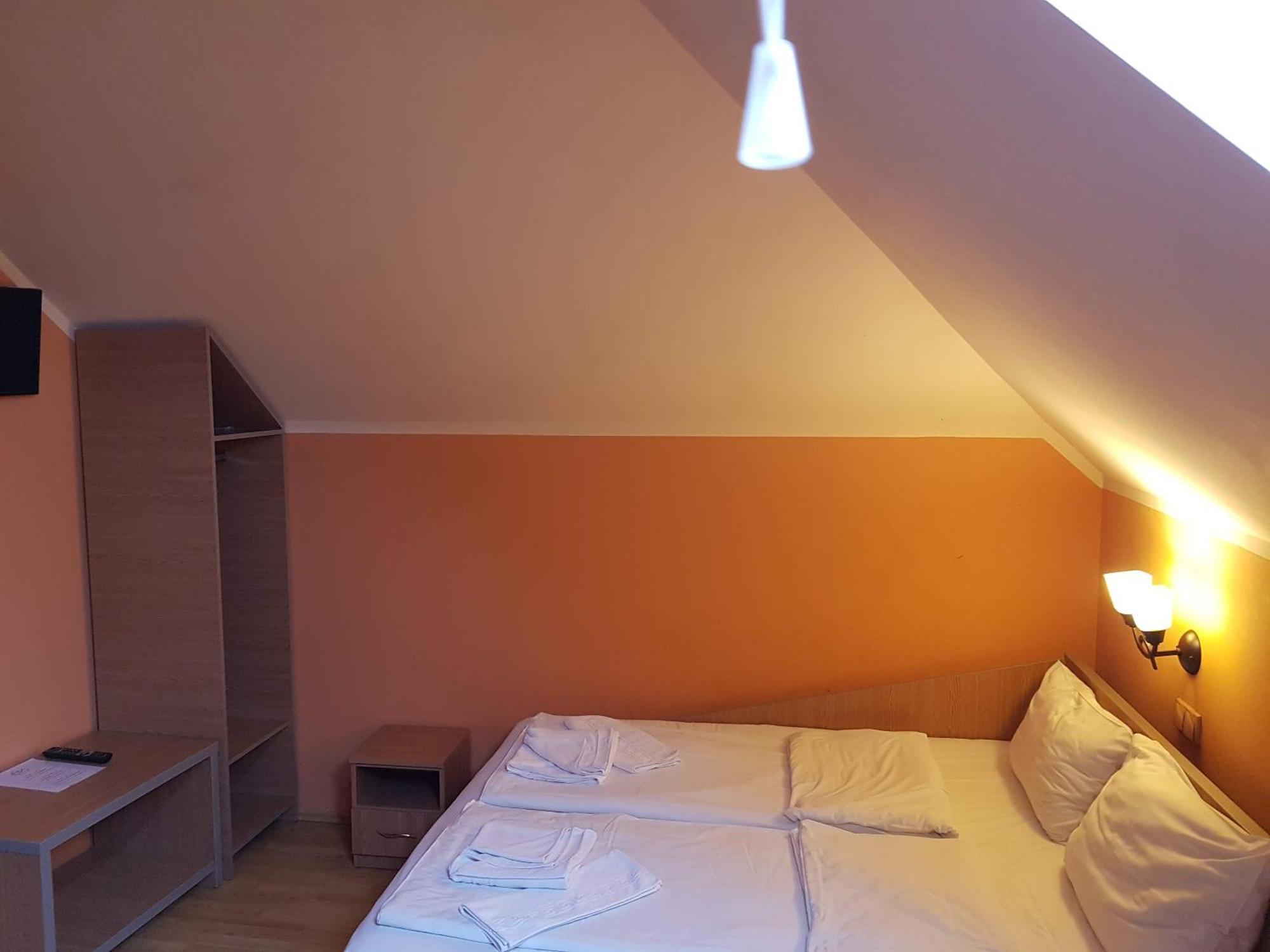 Motel Al Capone Satu Mare Exterior photo