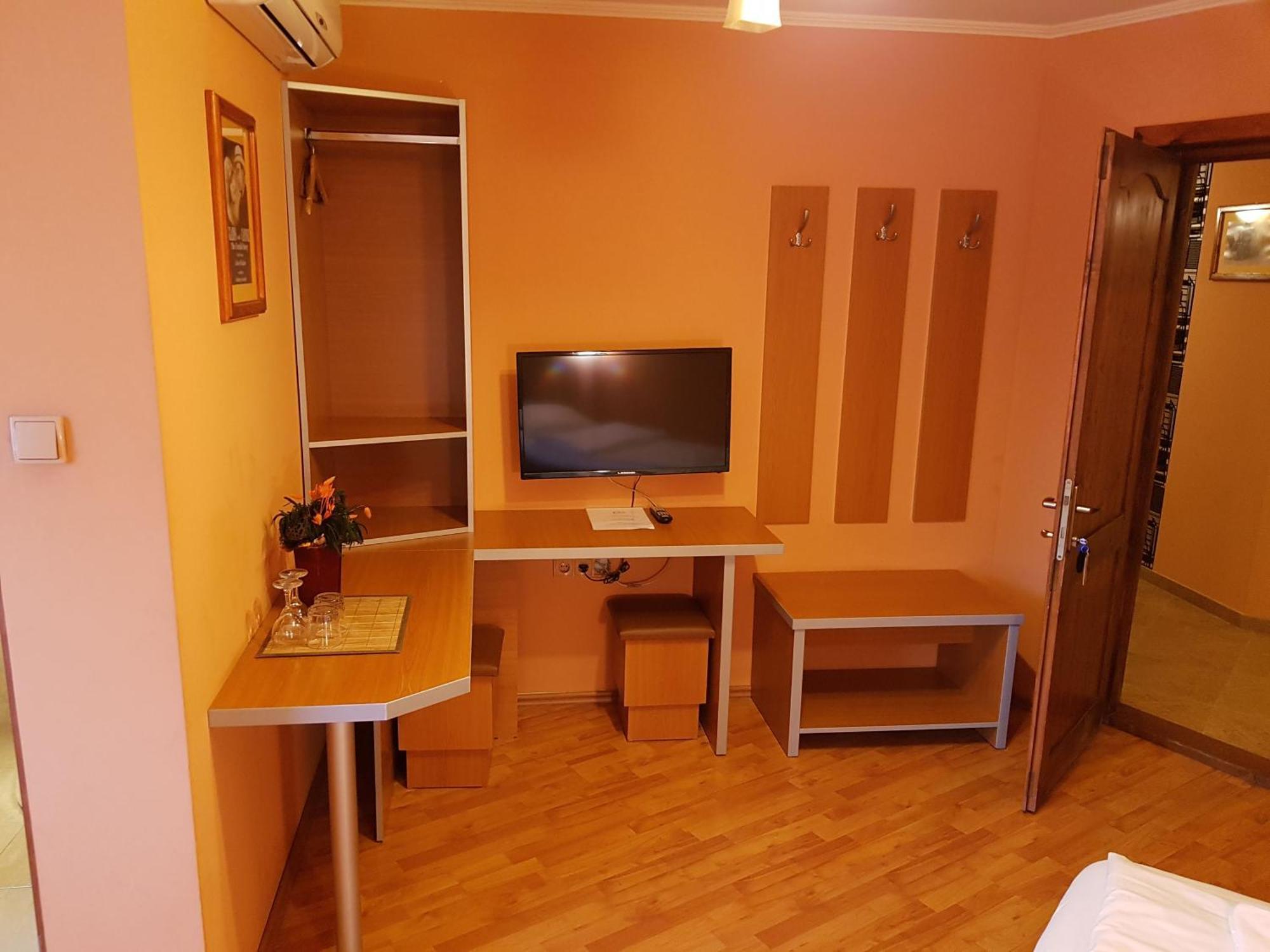 Motel Al Capone Satu Mare Exterior photo