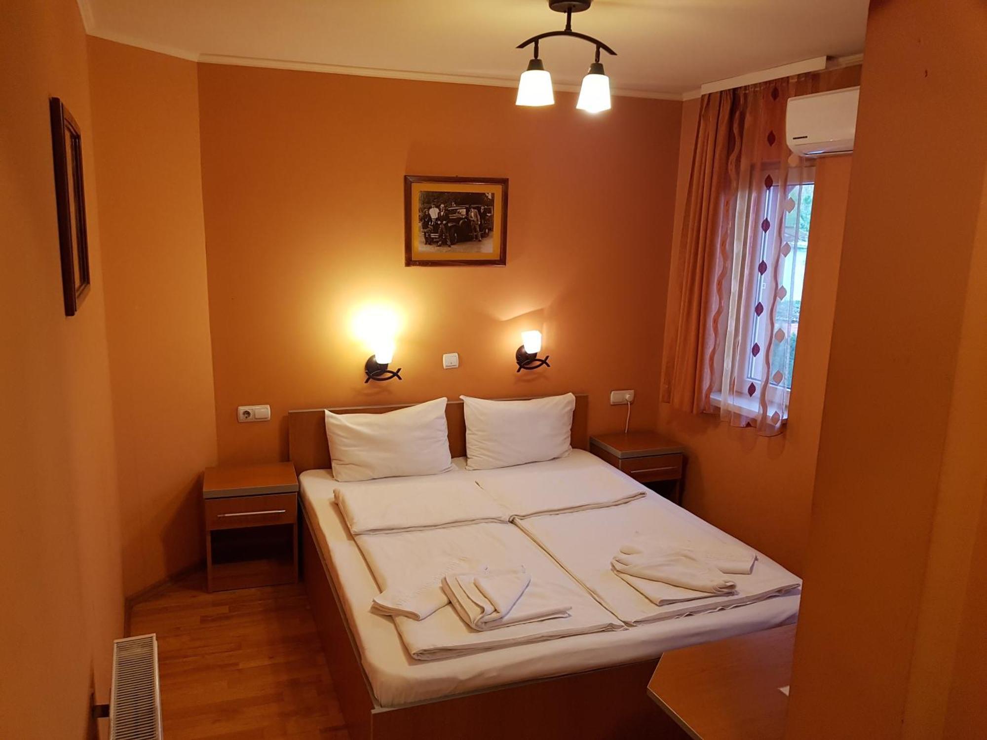 Motel Al Capone Satu Mare Exterior photo