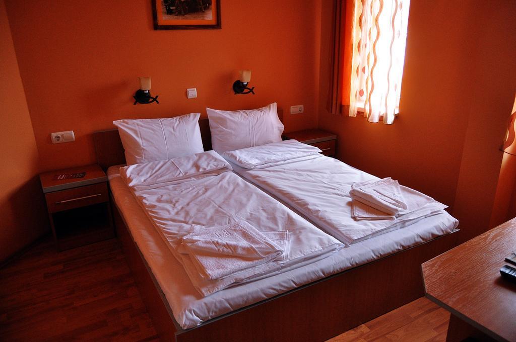 Motel Al Capone Satu Mare Room photo