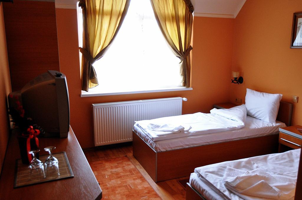 Motel Al Capone Satu Mare Room photo